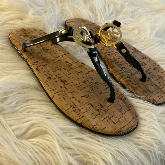 MICHAEL KORS sandals - Picture 10 of 15